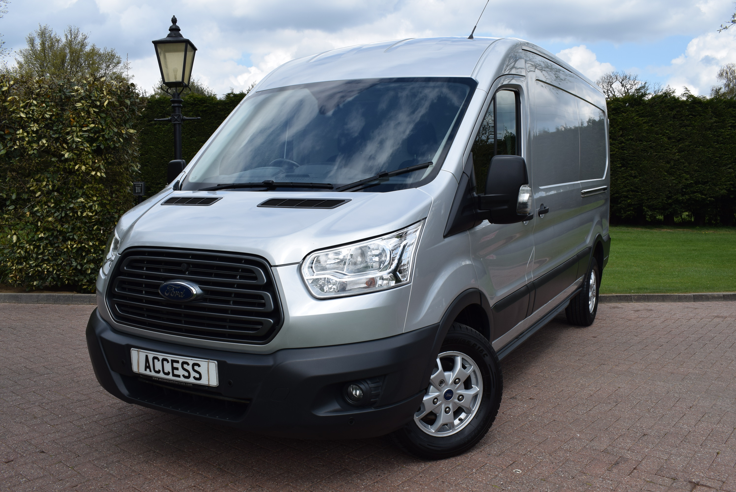 UK's Number 1 Commercial Dealership Access Commercials in Essex