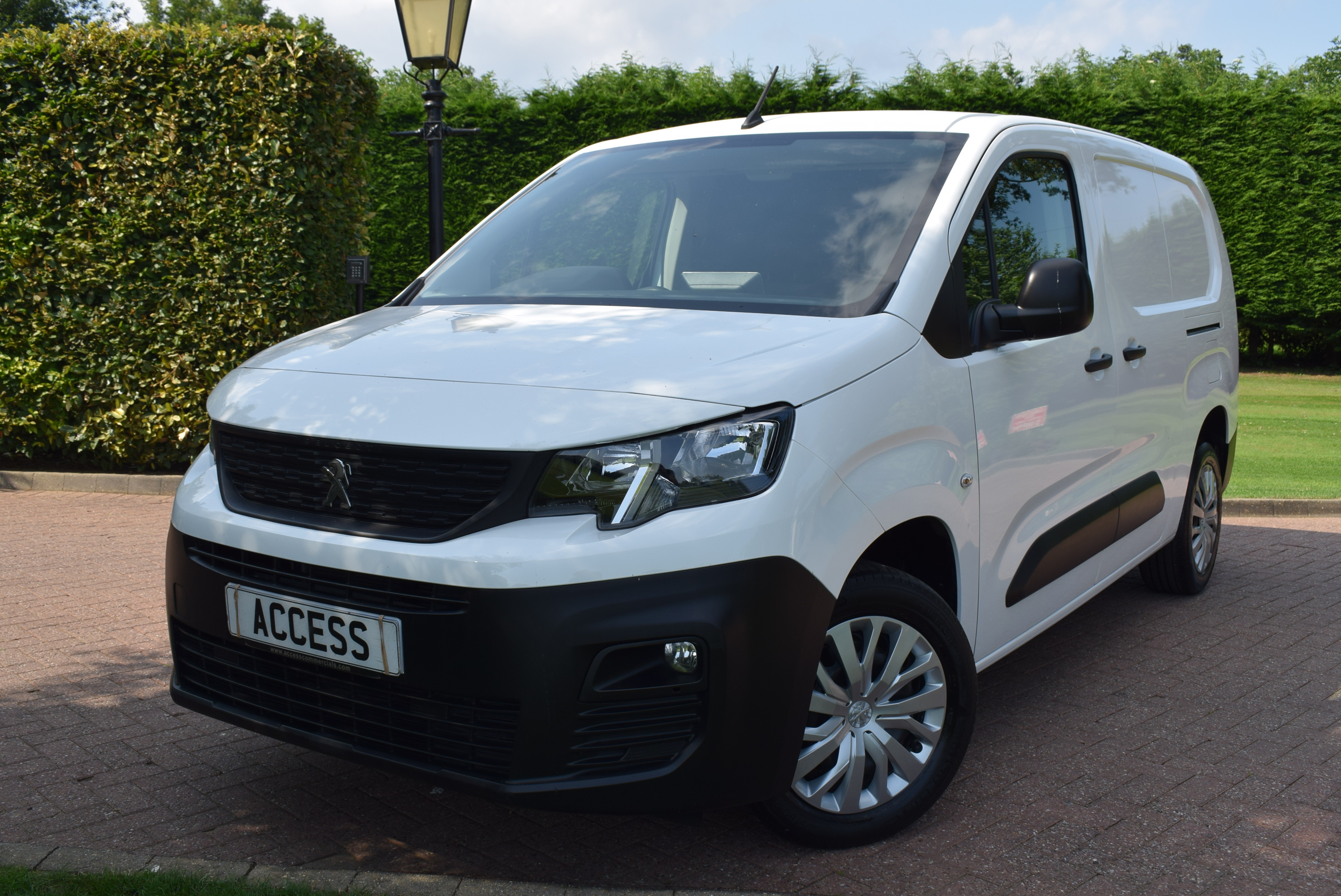 UK's Number 1 Commercial Dealership Access Commercials in Essex