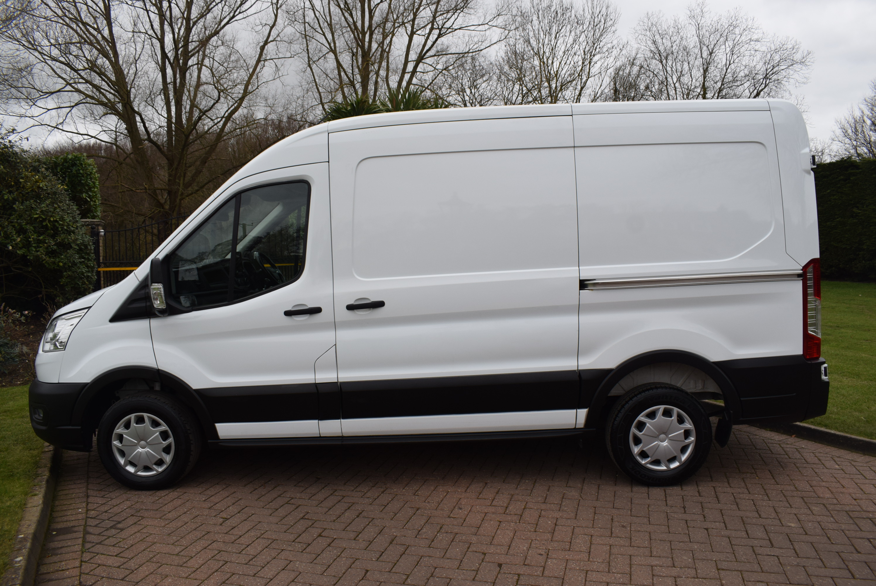 UK's Number 1 Commercial Dealership Access Commercials in Essex