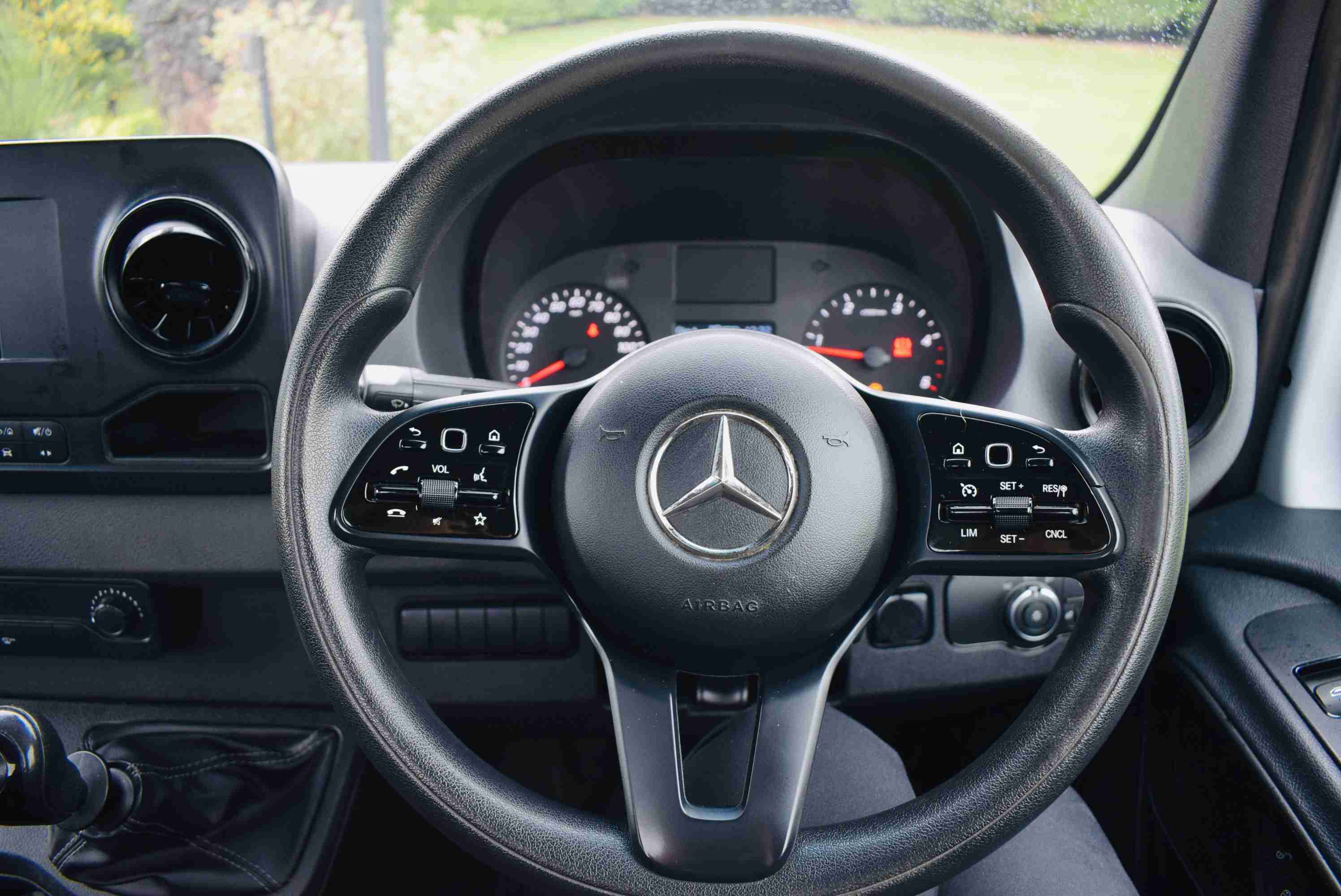 2020(20) Mercedes-Benz  314 Caged Tipper  Tippers(Single Cab) 2143