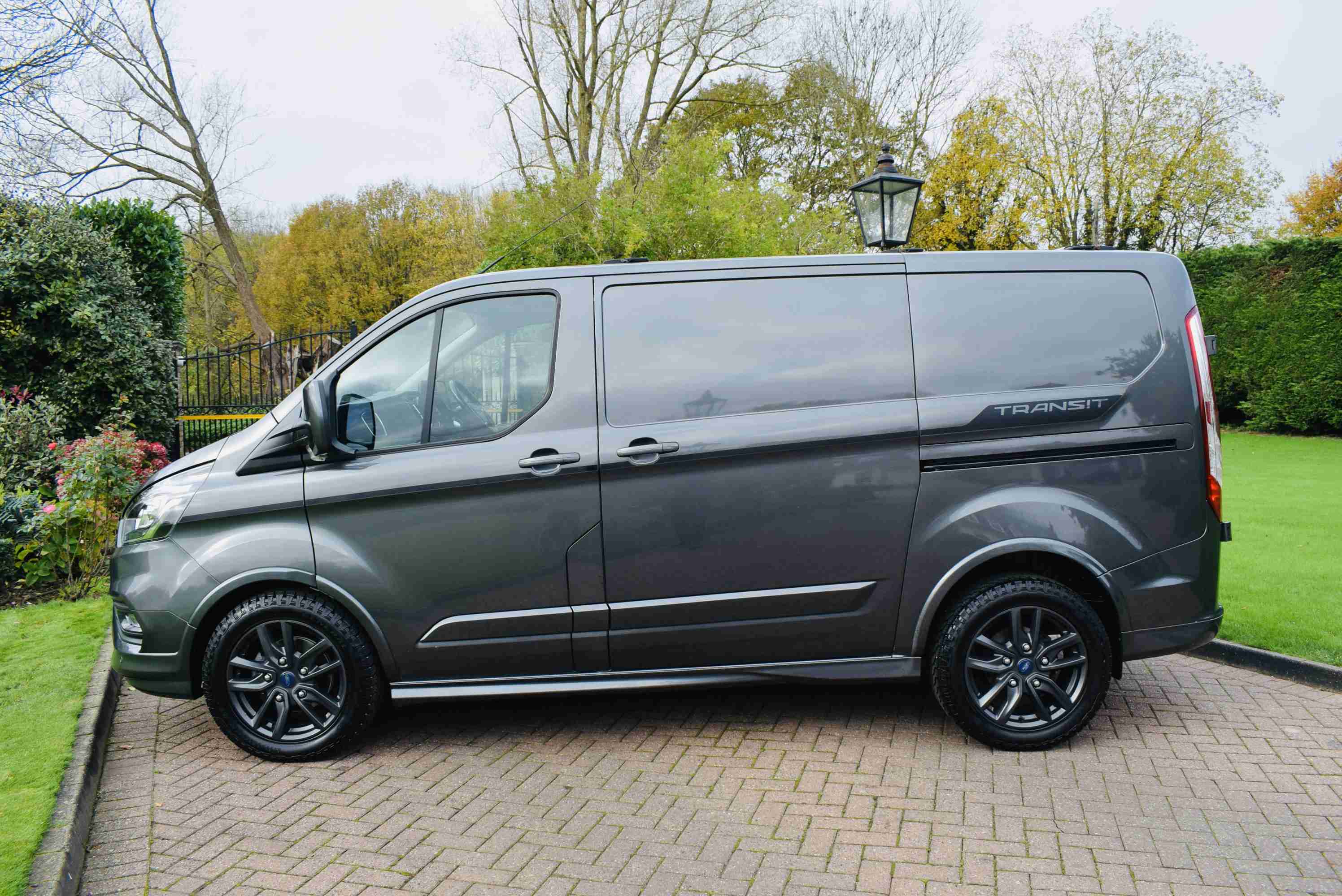 2020(20) FORD TRANSIT CUSTOM 290SPRT EBLUE A Panel Van 2.0EcoBlue 185 DPFR SS EU6