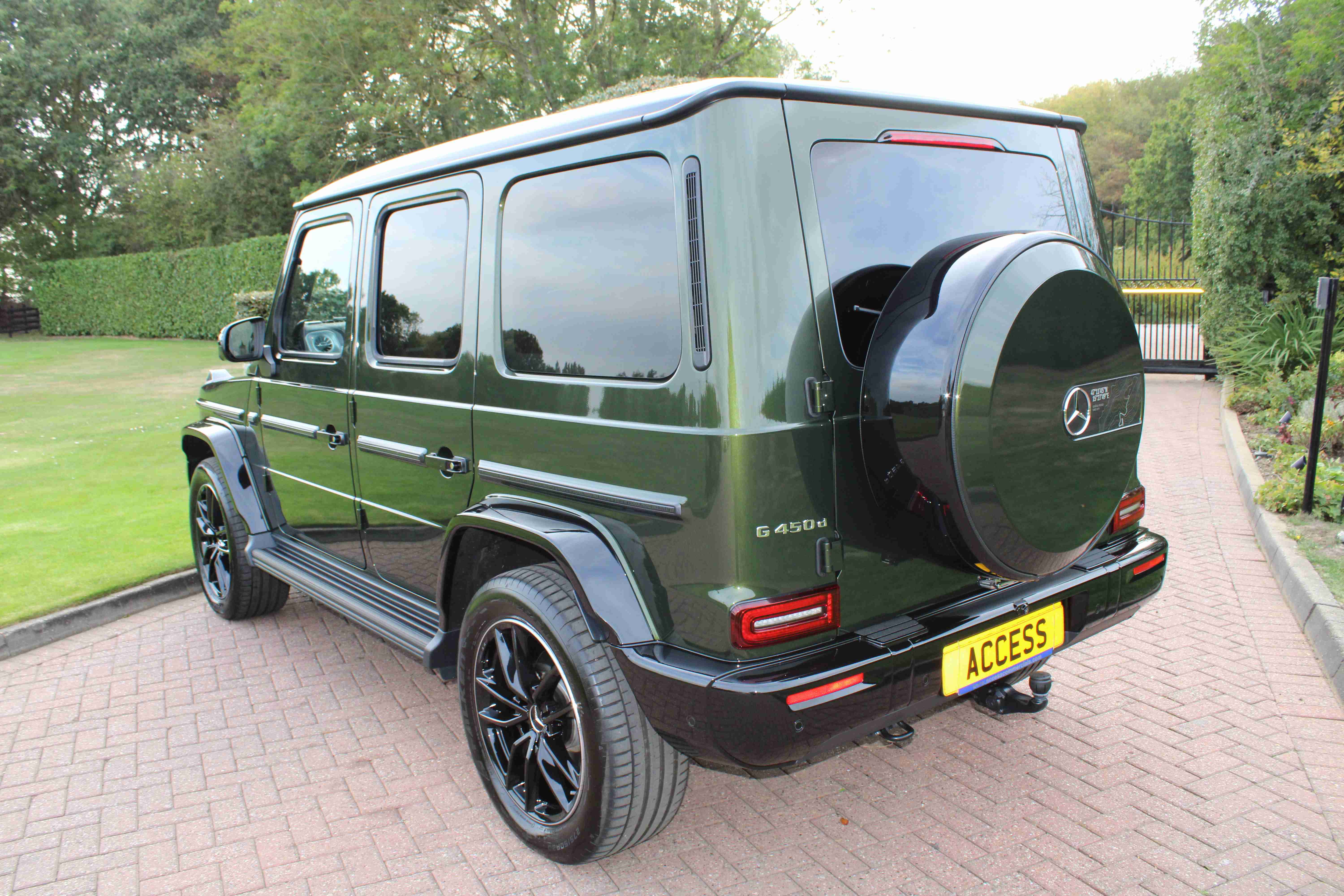 2026(26) Mercedes-Benz G Class SUV 3.0 G450dh MHEV AMG Line (Premium Plus) G-Tronic 4WD Euro 6 (s/s) 5dr