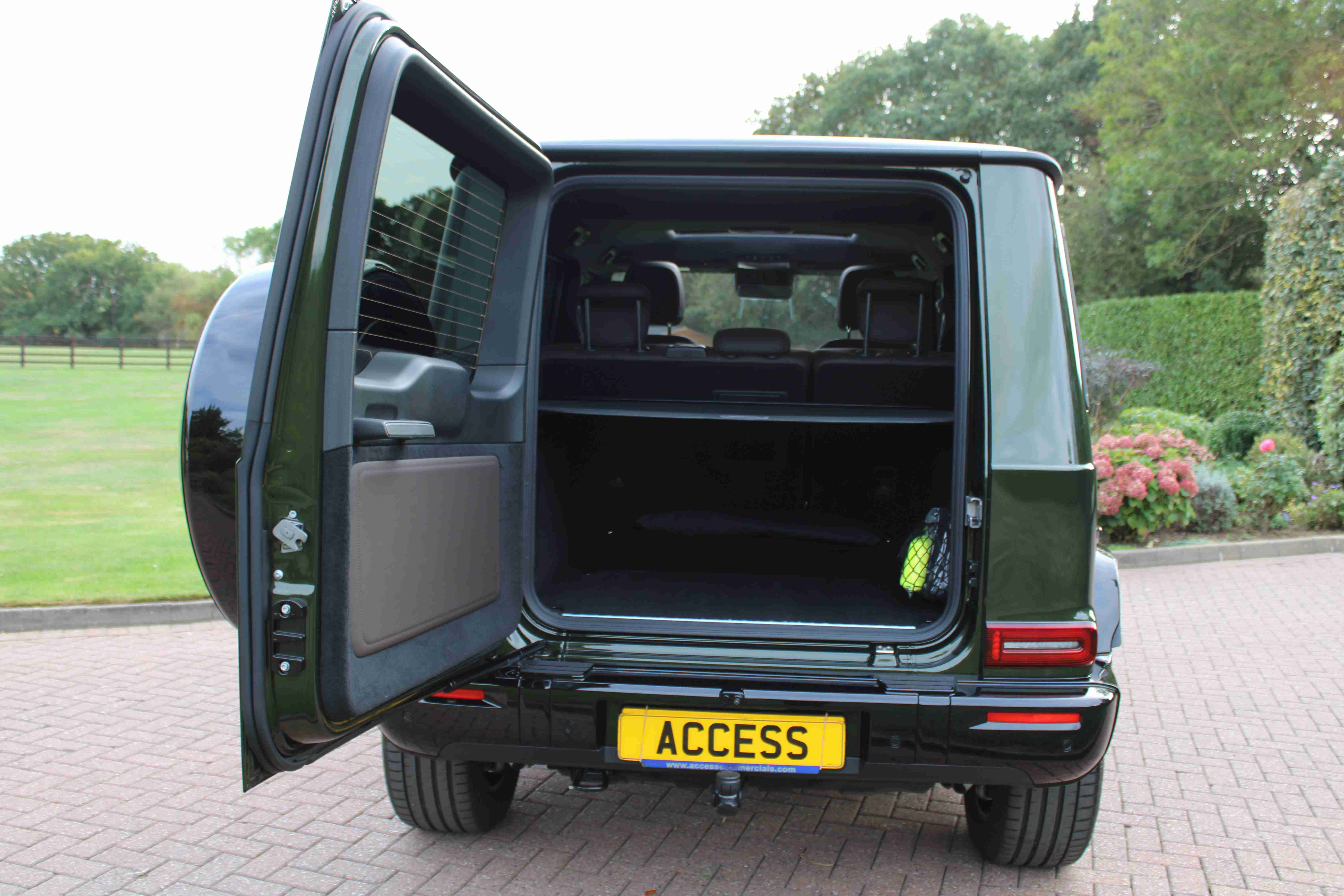 2026(26) Mercedes-Benz G Class SUV 3.0 G450dh MHEV AMG Line (Premium Plus) G-Tronic 4WD Euro 6 (s/s) 5dr