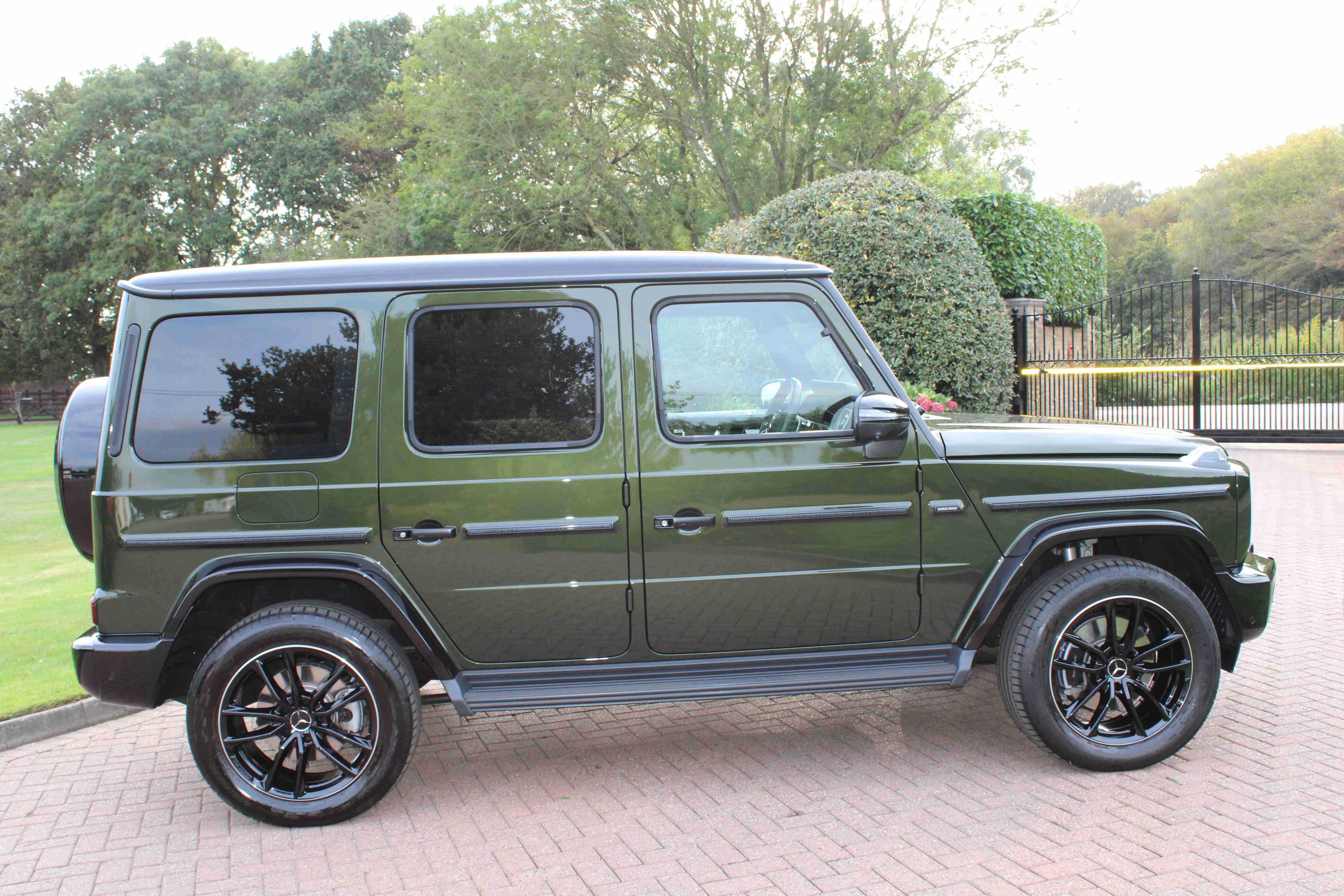 2026(26) Mercedes-Benz G Class SUV 3.0 G450dh MHEV AMG Line (Premium Plus) G-Tronic 4WD Euro 6 (s/s) 5dr